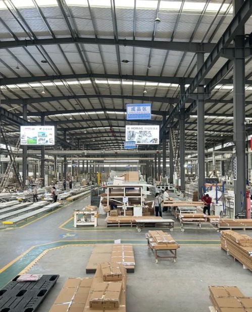 全屋定制 工廠直供與品牌店對比，如何選擇性價比更高的專業設計服務