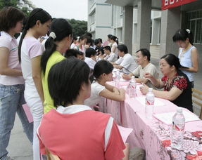 心理健康護航，關愛在身邊——我院開展心理健康現場咨詢服務活動